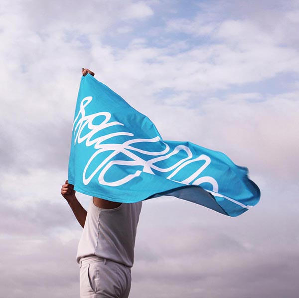 Drapeau mot image
